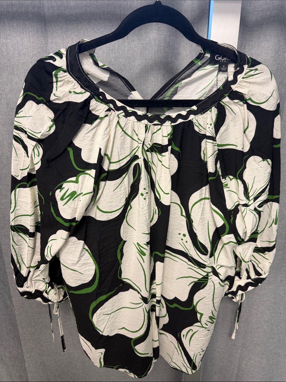GIGI Floral Peasant Blouse in Black, White & Green